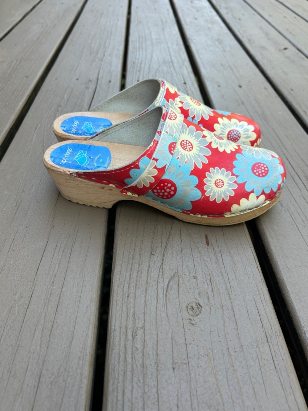 Cape Clogs Made in Sweden Wood/Leather RWB Floral Clogs |  Size EU 40 US 9-9.5